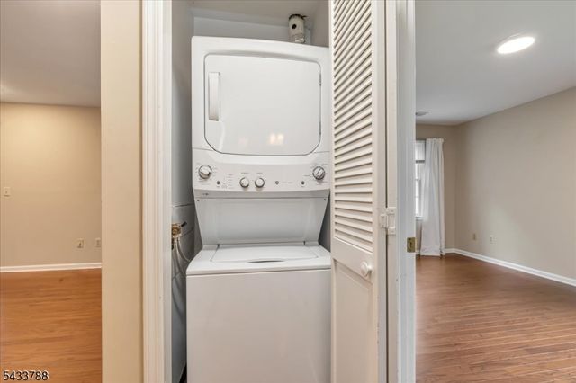 347 Potomac Drive, Bernards Twp., NJ 07920