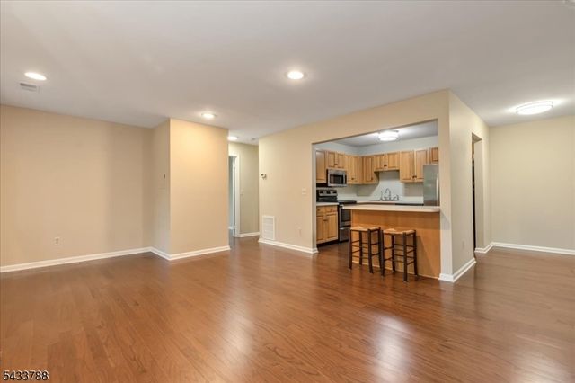 347 Potomac Drive, Bernards Twp., NJ 07920