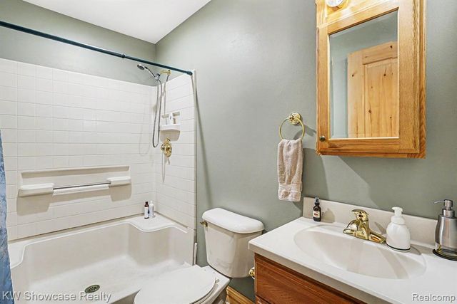3609 Broadview Lane, Highland, MI 48357