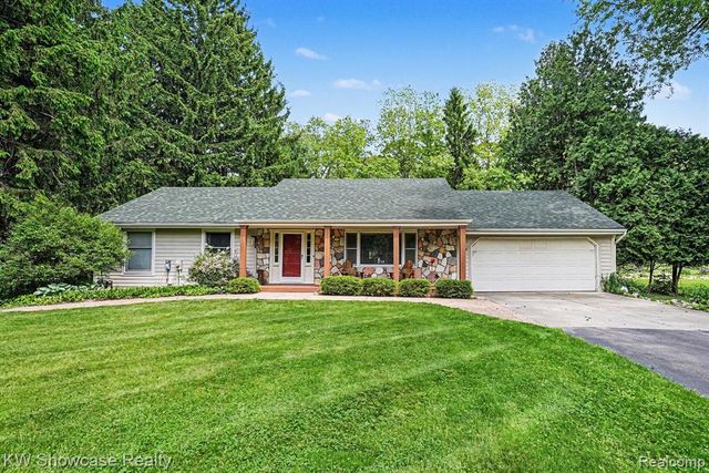 3609 Broadview Lane, Highland, MI 48357