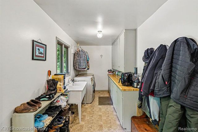 3609 Broadview Lane, Highland, MI 48357