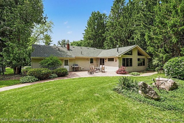 3609 Broadview Lane, Highland, MI 48357