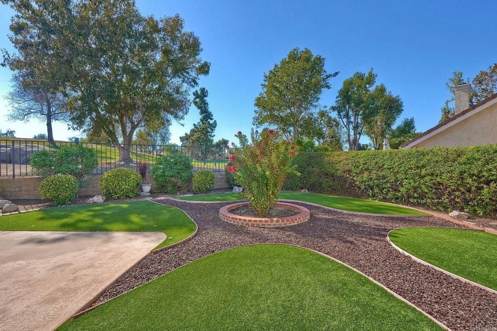 1810 Spyglass Cir, Vista, CA 92081 — photo 3