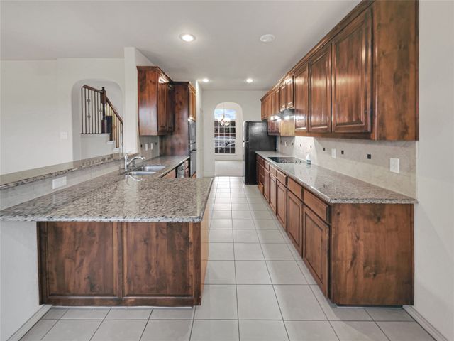 1005 Rio Vista Drive, Desoto, TX 75115