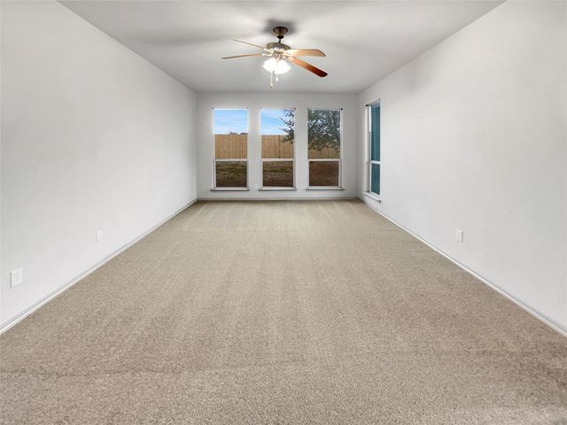 1005 Rio Vista Drive, Desoto, TX 75115