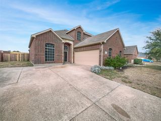 1005 Rio Vista Drive, Desoto, TX 75115