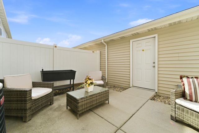 1074 E 114th Avenue, Crown Point, IN 46307