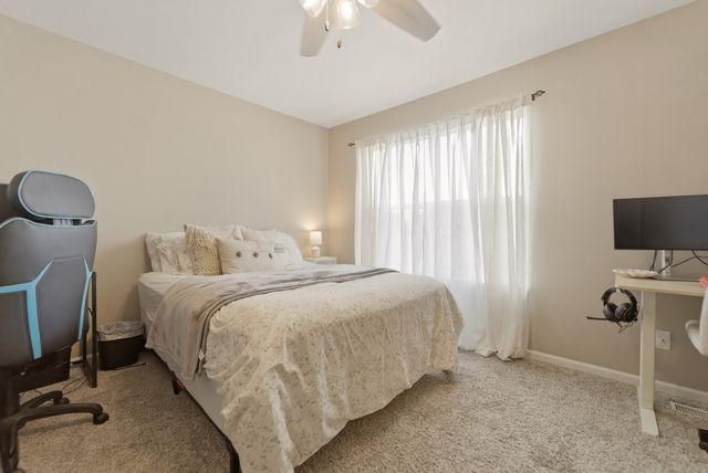 1074 E 114th Avenue, Crown Point, IN 46307