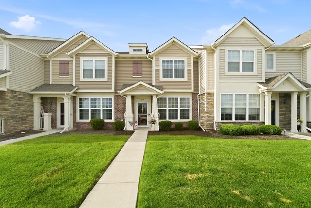 1074 E 114th Avenue, Crown Point, IN 46307
