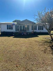 4148 Puetts Chapel Road, Dallas, NC 28034