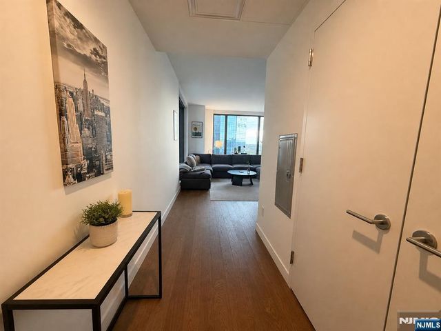 99 Hudson Street 2811, Jersey City, NJ 07302