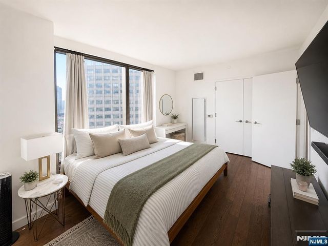 99 Hudson Street 2811, Jersey City, NJ 07302