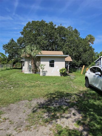 421 N 10th St, Fort Pierce, FL 34950
