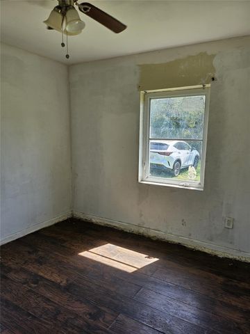 421 N 10th St, Fort Pierce, FL 34950