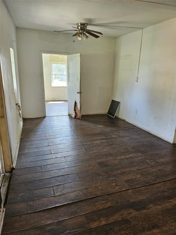 421 N 10th St, Fort Pierce, FL 34950