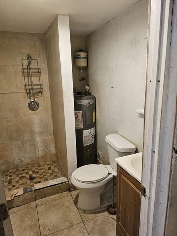 421 N 10th St, Fort Pierce, FL 34950