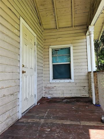 421 N 10th St, Fort Pierce, FL 34950