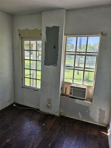 421 N 10th St, Fort Pierce, FL 34950