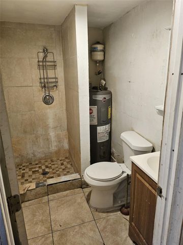 421 N 10th St, Fort Pierce, FL 34950
