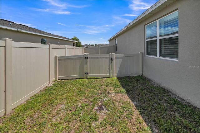 24401 SUNNYS HALO WAY, Sorrento, FL 32776