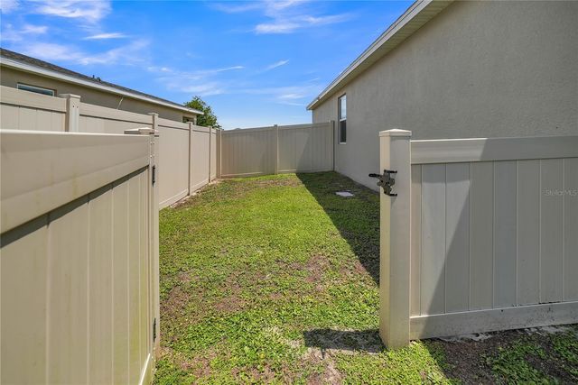 24401 SUNNYS HALO WAY, Sorrento, FL 32776