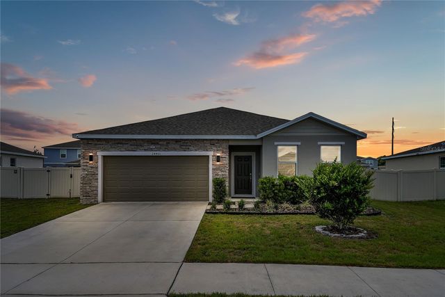 24401 SUNNYS HALO WAY, Sorrento, FL 32776