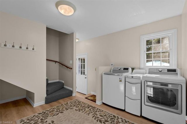 4 Horseshoe Court, Greensboro, NC 27410