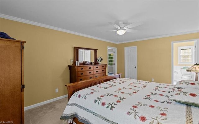 4 Horseshoe Court, Greensboro, NC 27410