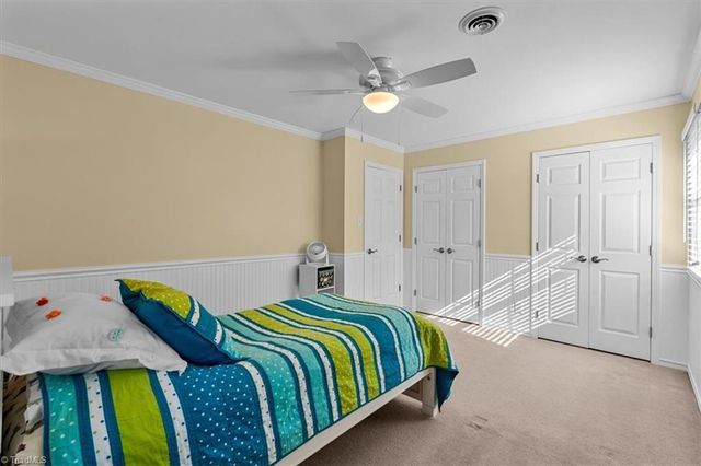 4 Horseshoe Court, Greensboro, NC 27410