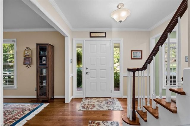 4 Horseshoe Court, Greensboro, NC 27410