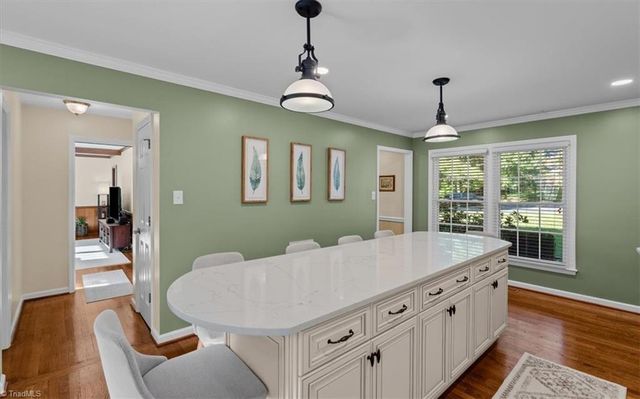 4 Horseshoe Court, Greensboro, NC 27410