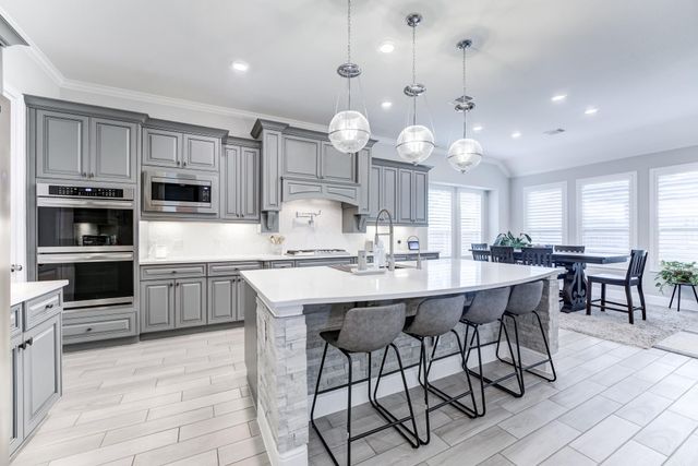 16918 Deep Falls Drive, Cypress, TX 77433