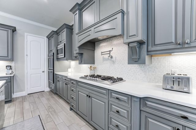 16918 Deep Falls Drive, Cypress, TX 77433