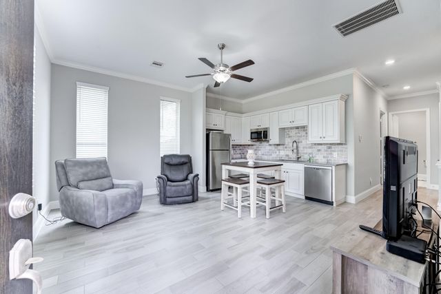 16918 Deep Falls Drive, Cypress, TX 77433