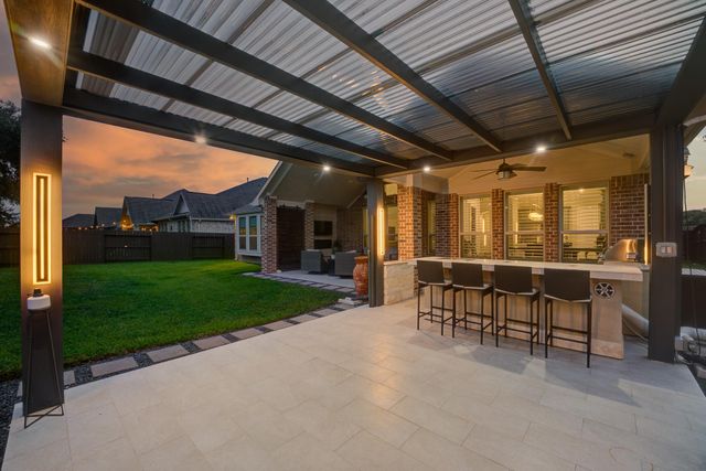 16918 Deep Falls Drive, Cypress, TX 77433