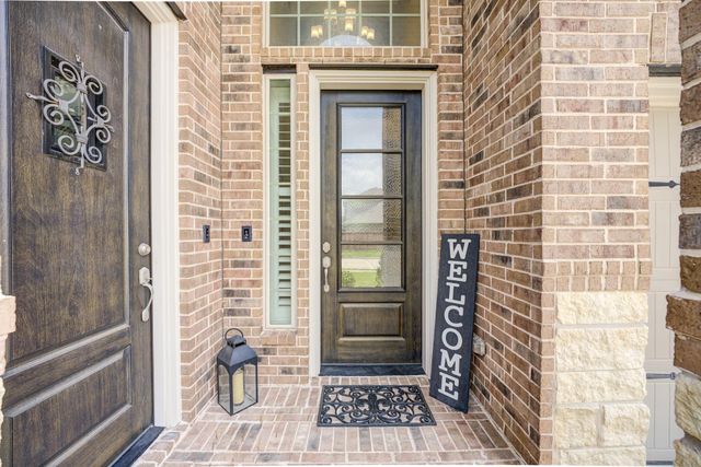 16918 Deep Falls Drive, Cypress, TX 77433