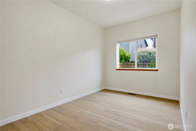 460 Ilwaco Avenue NE, Renton, WA 98059