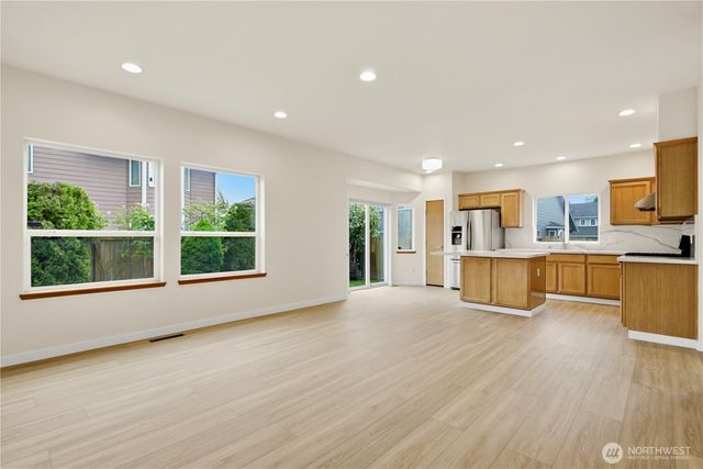 460 Ilwaco Avenue NE, Renton, WA 98059