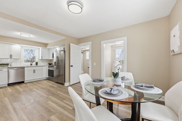 29 Lowell Ave, West Springfield, MA 01089