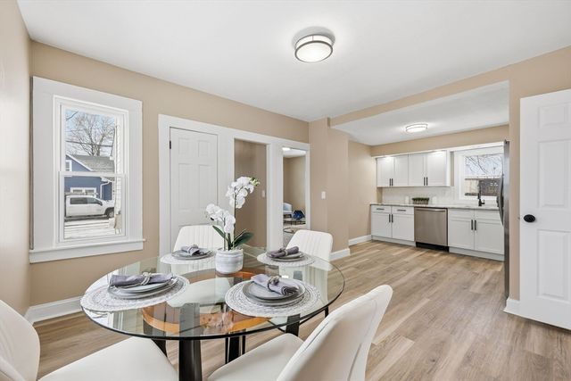 29 Lowell Ave, West Springfield, MA 01089