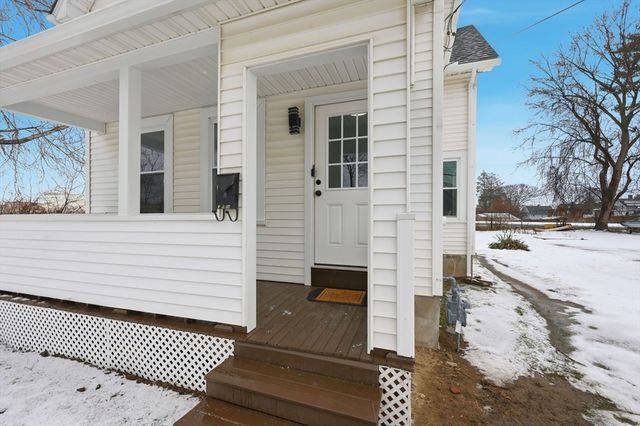 29 Lowell Ave, West Springfield, MA 01089