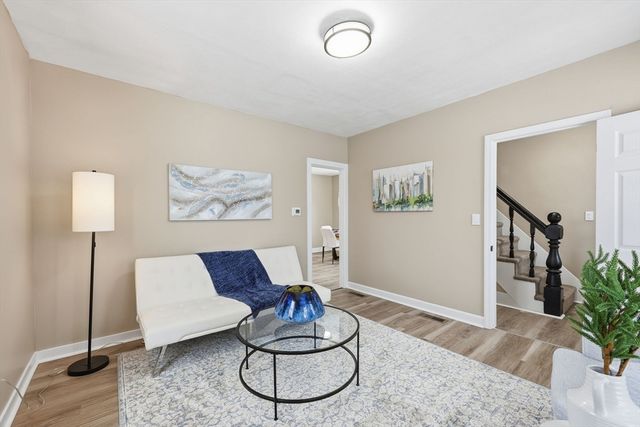 29 Lowell Ave, West Springfield, MA 01089