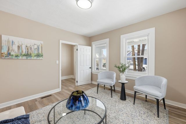 29 Lowell Ave, West Springfield, MA 01089