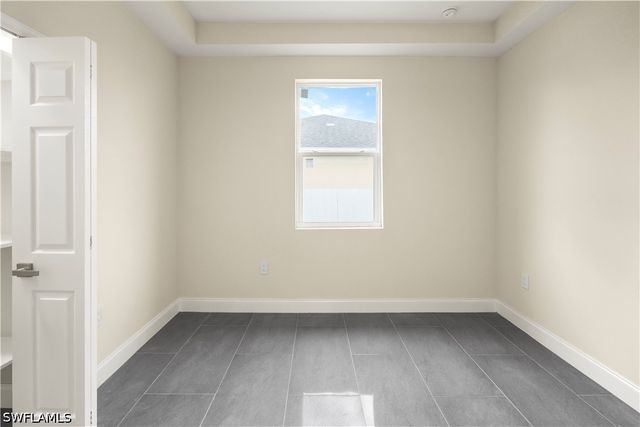 1043 Albert AVE, Lehigh Acres, FL 33971