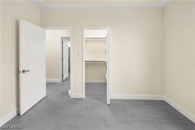 1043 Albert AVE, Lehigh Acres, FL 33971