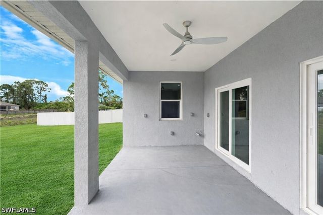 1043 Albert AVE, Lehigh Acres, FL 33971