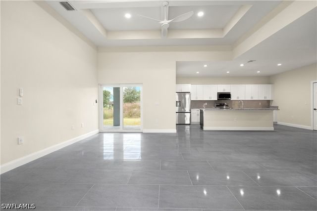 1043 Albert AVE, Lehigh Acres, FL 33971