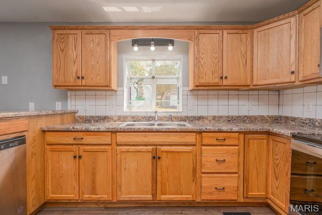 218 S King Street, Lebanon, MO 65536