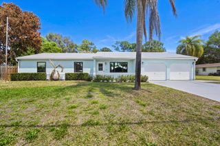 2225 SE Flanders Road, Port St. Lucie, Port St Lucie, FL 34952