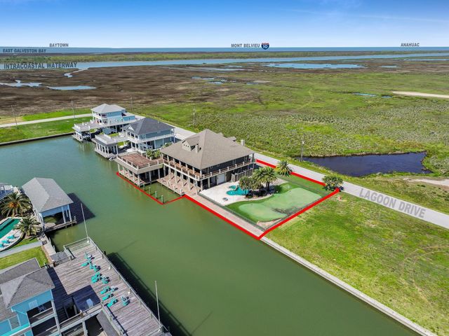 1239 Lagoon Drive, Crystal Beach, TX 77650